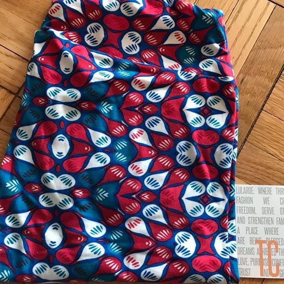 LuLaRoe Pants - LuLaRoe TC Leggings